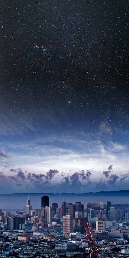 你有多久没有仰望过星空？喜欢星空的人，一定会喜欢这张照片，实在是太棒了！