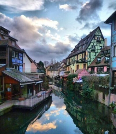 法国Dusk Colmar、仿佛画一般的小镇。