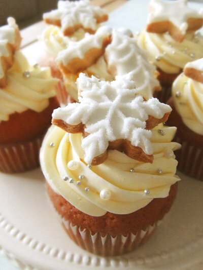 雪花杯子蛋糕 Snowflake Cupcake