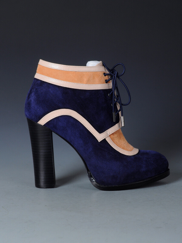 线拼设计感系带踝靴