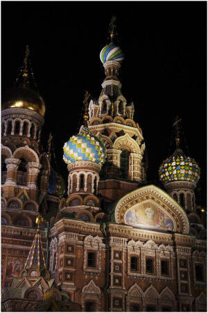   美若倾城。滴血大教堂。