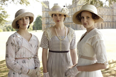 Ladies from 《Downton Abbey》