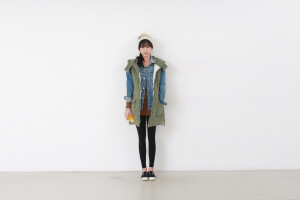 喜欢这样干净的搭配，很简单