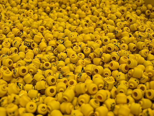 minifigs heads