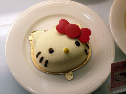 hello kitty蛋糕..