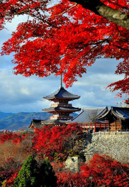  京都、清水寺三重塔