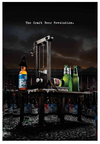 疯狂的BREWDOG：“the craft beer revolution 精酿啤酒革命”，戴头套的精酿啤酒BD，将工业化啤酒断头。被断头的可辨认比利时的时代、丹麦的嘉士伯