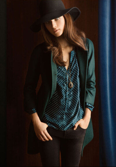 Anna de Rijk for Massimo Dutti 2011 12月 Lookbook