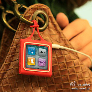 见过这样的ipod保护套吗？可以挂在包包上！http://t.cn/S5i9kD