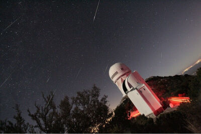 2010年12月13日 美国亚利桑那州上空的双子座流星