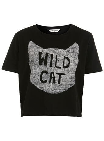 Black cropped style tee with a 'wild cat' slogan to front. 100% Cotton.