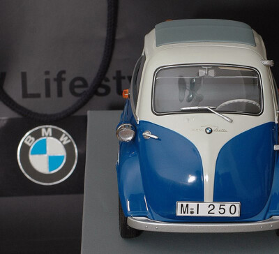 BMW Isetta 250 “宝马蛋”车膜，车可爱啊，脑门上那车牌更可爱……