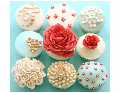 喜欢左下角那个的颜色