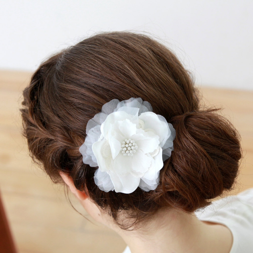 bywoomipyo白色头花