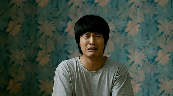 开心家族 헬로우 고스트 催泪 搞笑 温情 有爱 浪漫 喜感 感悟 反转 都有了，好电影。在毫无准备的地方被戳泪点啊 也太温馨太治愈了！