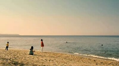 开心家族 헬로우 고스트 催泪 搞笑 温情 有爱 浪漫 喜感 感悟 反转 都有了，好电影。在毫无准备的地方被戳泪点啊 也太温馨太治愈了！