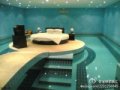 睡完就游泳