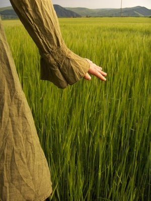 你走，我不送你。你来，无论多大风多大雨，我要去接你。——梁实秋《送行》