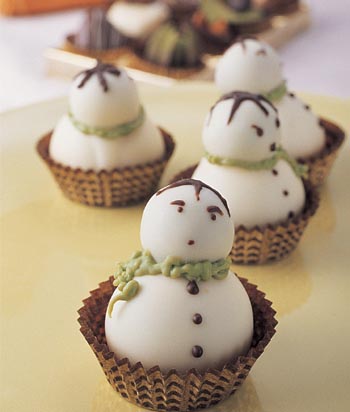 冬天来了，次个小雪人儿吧。