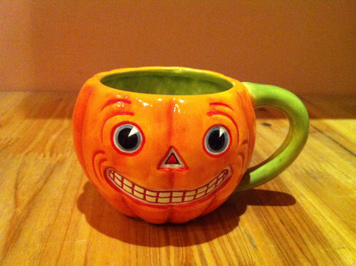 可爱萌物~田园系手绘釉下彩异形南瓜陶瓷耳杯。。