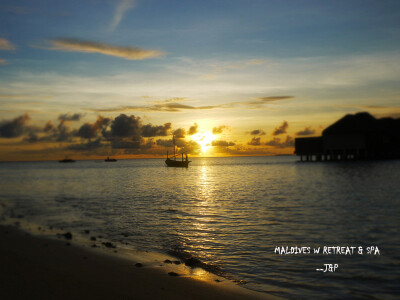 马尔代夫 W RETREAT&SPA（宁静岛）夕阳~这张超美（原图）——2011.12.11大宝&PP @芭妲芭妲