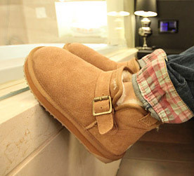 很暖和很百搭的短款哦！搭配牛仔裤超赞的！