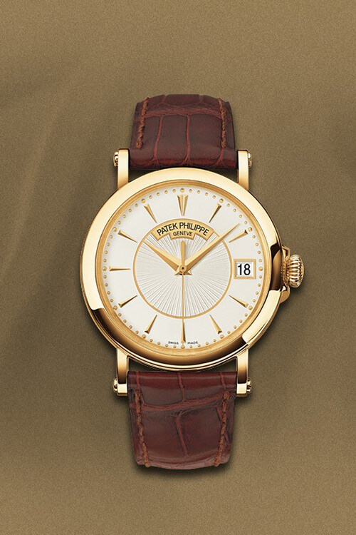 百达翡丽（Patek Philippe）百达翡丽于1839年建厂。表平均零售价达13，000美元至20，000美元。公司是瑞士仅存的真正的独立制表商之一，由头至尾都是自己生产，训练一名PATEK PHILIPPE(百达翡丽）表师需10年时间。