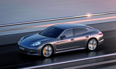 保时捷Panamera Turbo S