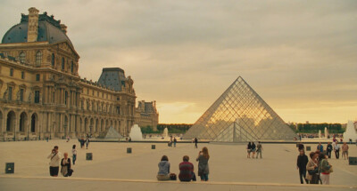 &lt;Midnight in Paris&gt;