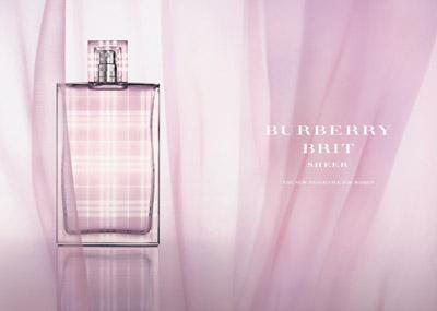 BURBERRY 粉红风格