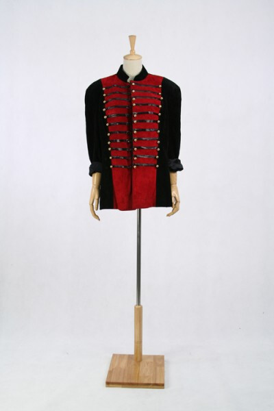 Vintage Etosha麂皮军装款外套。