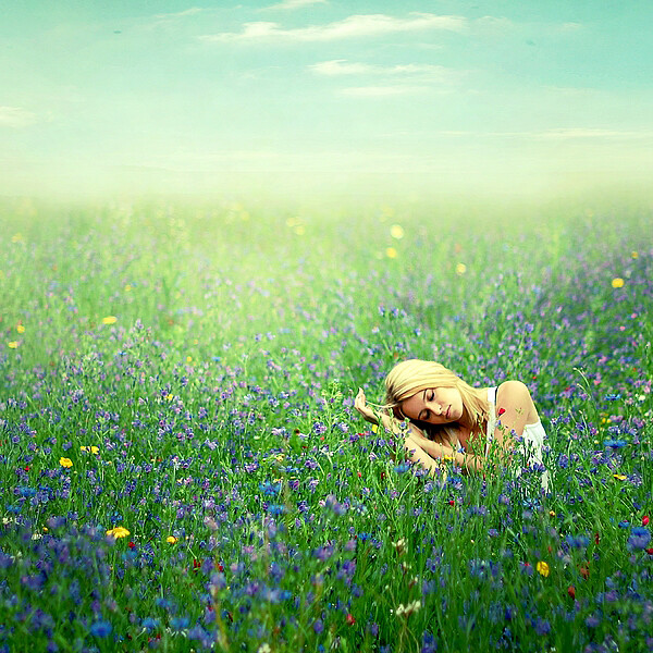 Julie de Waroquier唯美创意摄影