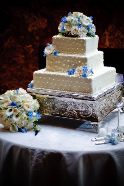 wedding cake