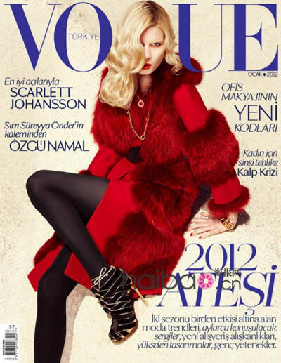 艾尔莎·希尔文 (Elsa Sylvan) 登上时尚杂志《Vogue》土耳其版2012年1月号封面，摄影师KT Auleta掌镜。