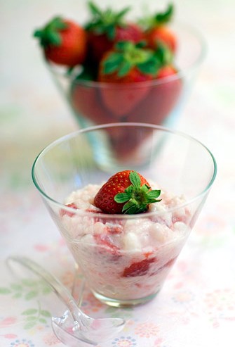 Strawberry Rice Pudding