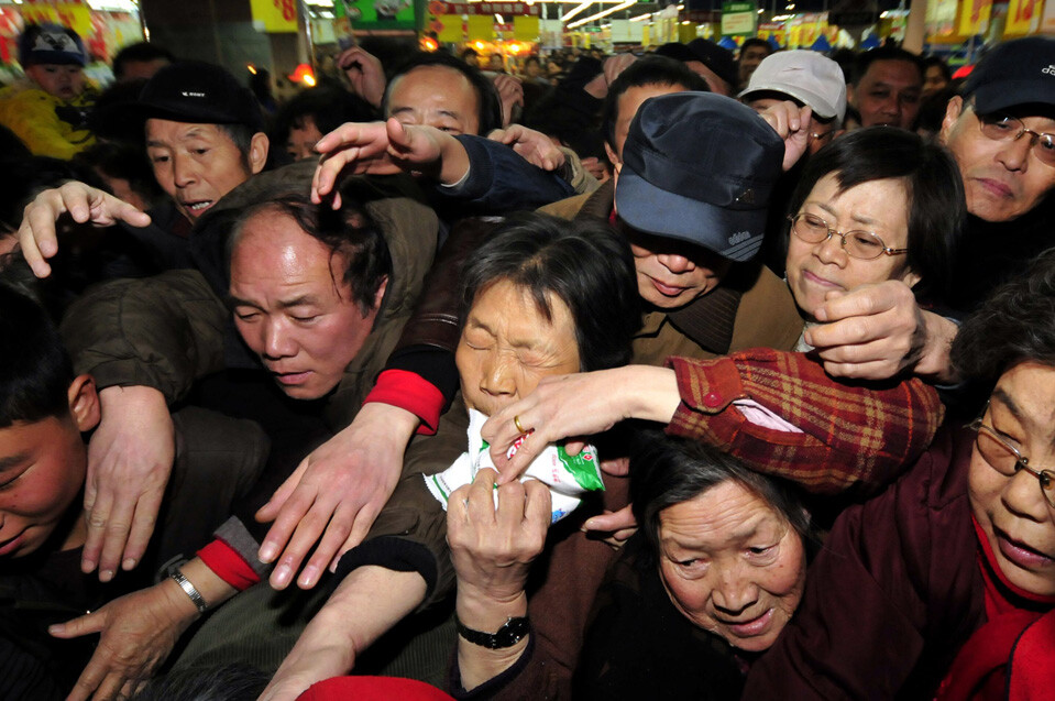 3月17日，甘肃兰州，超市，抢盐 - 高清图片，堆糖，美图壁纸兴趣社区