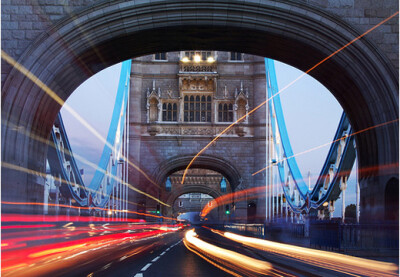 伦敦塔桥。