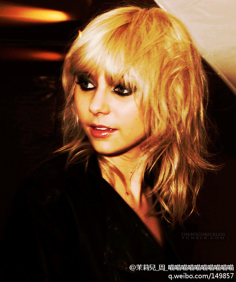 Taylor momsen