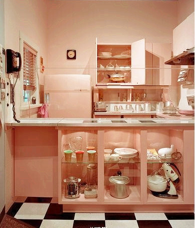 粉色的厨房