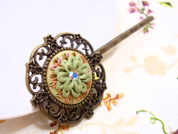 Light yellow and mint flower bobby hair pin