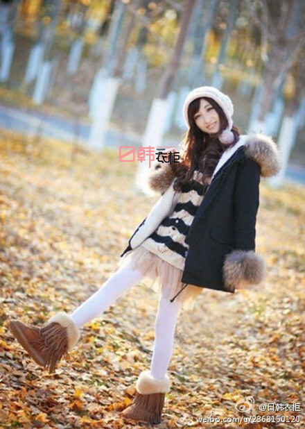 毛绒的大衣、流苏的雪地靴还有毛线帽，喜欢吗？