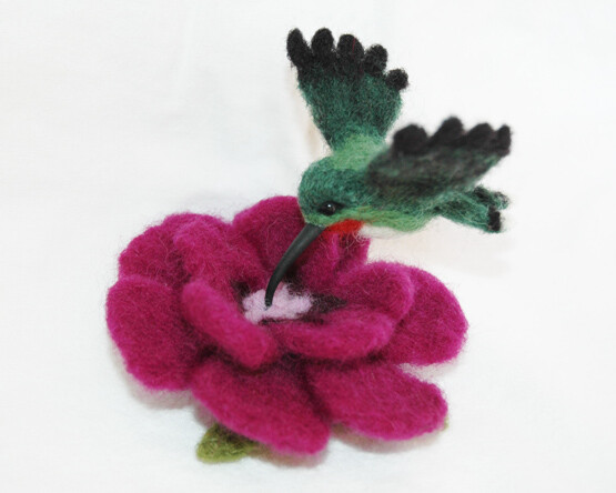 Needle felted hummingbird/by ~amber-rose-creations