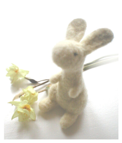 Needle felted hare/by ~Victoria-Poloniae