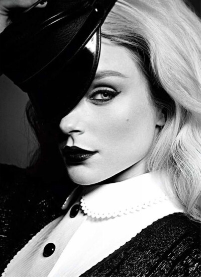 Jessica Stam