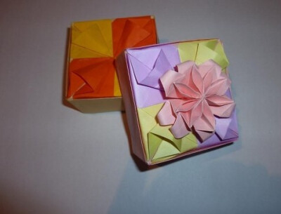 又一个新的折纸盒子教程，很简单，更多的精彩需要自己在折纸盒子上面装饰啊，教程地址：http://www.zhidiy.com/shiyongzhiyi/4619/