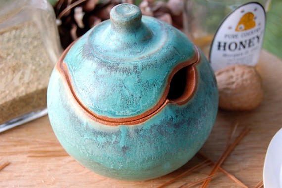 Sugar Bowl / Honey Jar