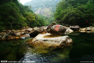 黄岗山大峡谷