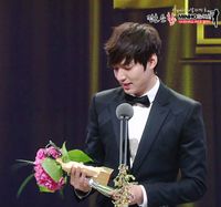 镐_2011SBS演技大赏图集