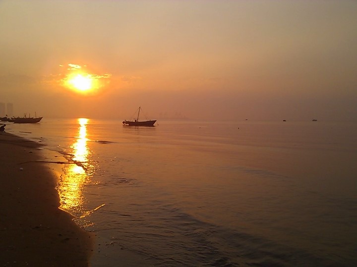 手机摄于秦皇岛的海边