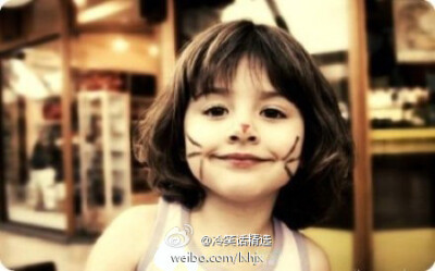 想哭就哭，想笑就笑，不要因为世界虚伪，你也变得虚伪了！——麦兜